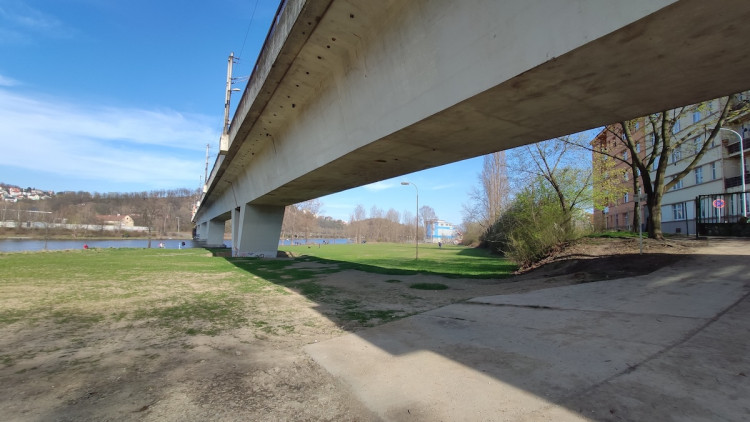 Místo v květnu 2022.