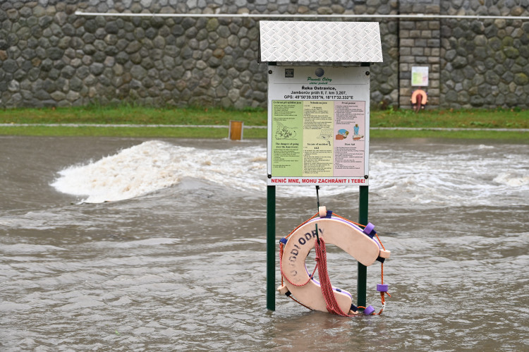 Ostravu a nejbližší okolí straší stoupající hladiny řek. Půda už je zcela nasycená, pomohou přehrady