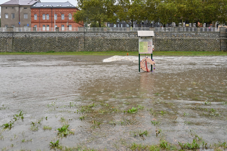 Ostravu a nejbližší okolí straší stoupající hladiny řek. Půda už je zcela nasycená, pomohou přehrady