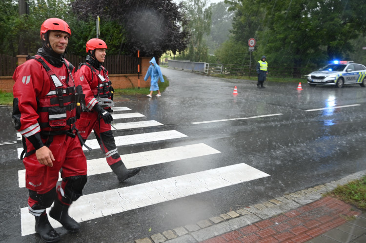 Moravskoslezský hejtman Bělica vyhlásil stav nebezpečí. Kraj čekají další silné deště