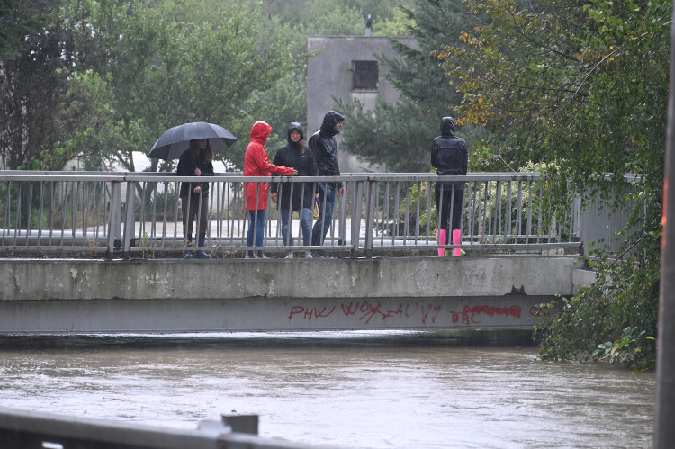 Moravskoslezský hejtman Bělica vyhlásil stav nebezpečí. Kraj čekají další silné deště