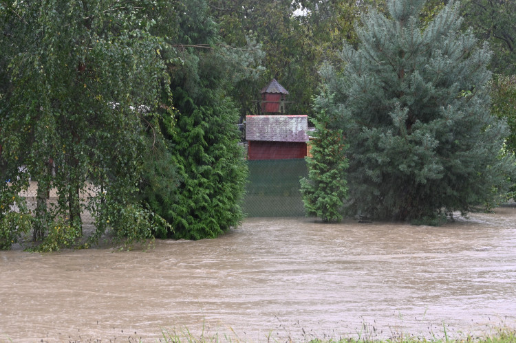 Moravskoslezský hejtman Bělica vyhlásil stav nebezpečí. Kraj čekají další silné deště