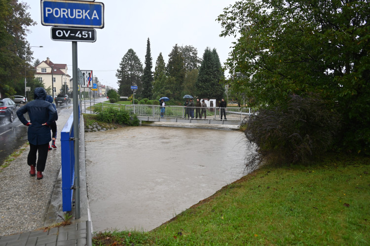 Moravskoslezský hejtman Bělica vyhlásil stav nebezpečí. Kraj čekají další silné deště