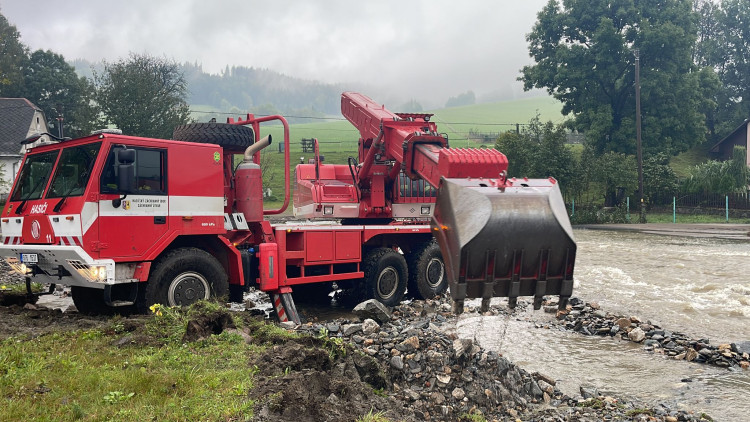FOTOGALERIE: Hasiči zasahují v celém Olomouckém kraji kvůli povodním