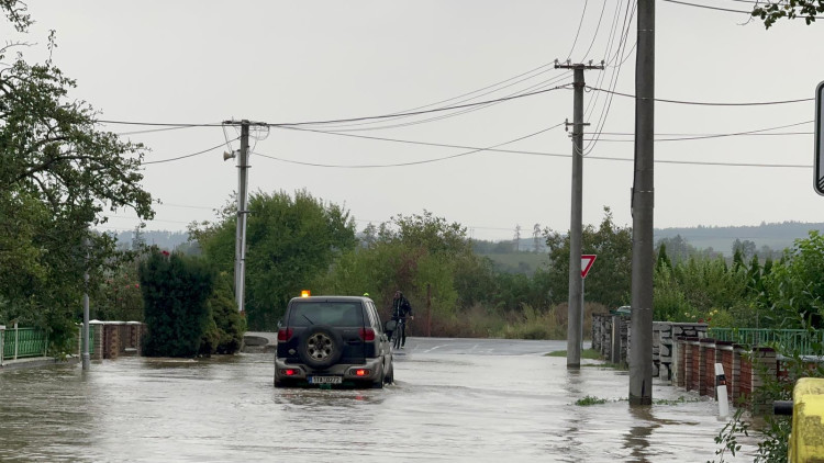 FOTOGALERIE: Hasiči zasahují v celém Olomouckém kraji kvůli povodním