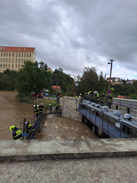 FOTOGALERIE: Hasiči zasahují v celém Olomouckém kraji kvůli povodním