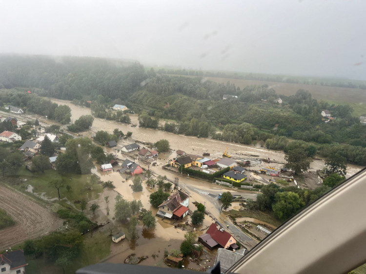 FOTOGALERIE: Hasiči zasahují v celém Olomouckém kraji kvůli povodním