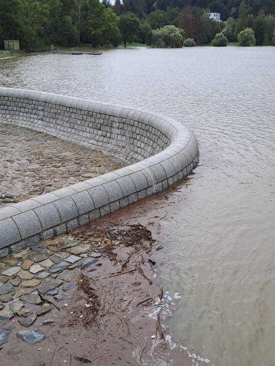 FOTOGALERIE: Hasiči zasahují v celém Olomouckém kraji kvůli povodním