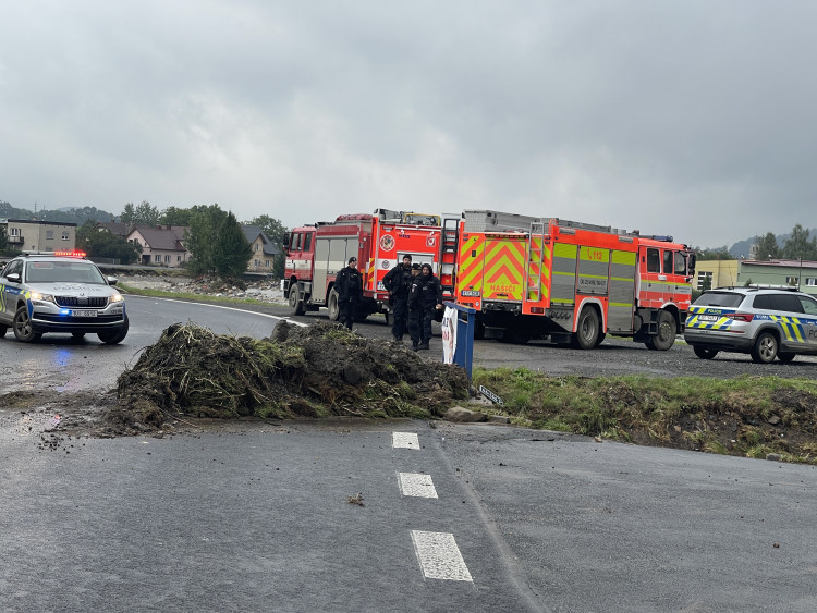 FOTOGALERIE: Hasiči zasahují v celém Olomouckém kraji kvůli povodním