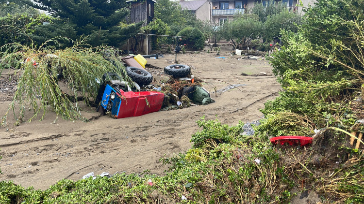 FOTOGALERIE: Hasiči zasahují v celém Olomouckém kraji kvůli povodním