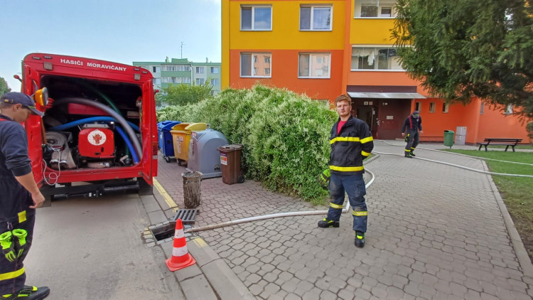 FOTOGALERIE: Hasiči zasahovali Olomouckém kraji kvůli povodním, nyní odstraňují následky