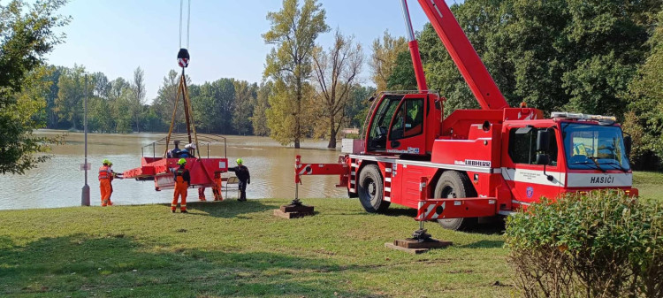 FOTOGALERIE: Hasiči zasahovali Olomouckém kraji kvůli povodním, nyní odstraňují následky