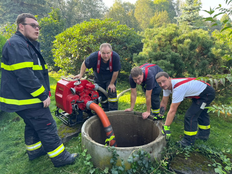FOTOGALERIE: Hasiči zasahovali Olomouckém kraji kvůli povodním, nyní odstraňují následky