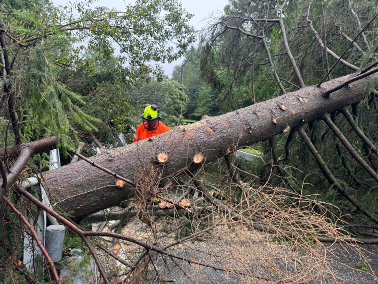 FOTOGALERIE: Hasiči zasahovali Olomouckém kraji kvůli povodním, nyní odstraňují následky