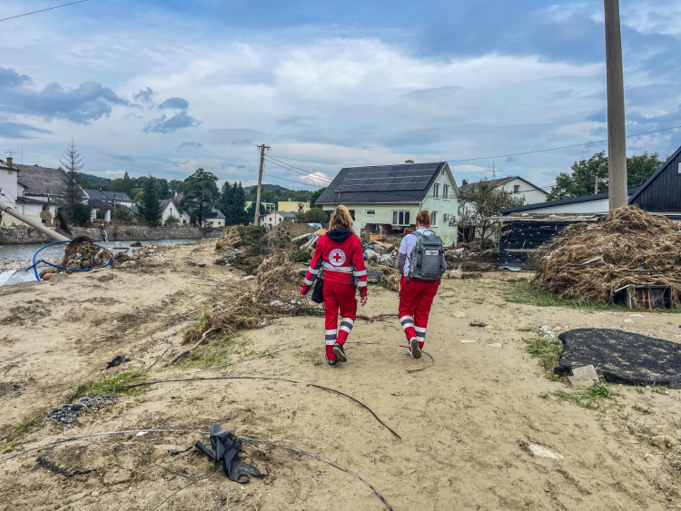 FOTOGALERIE: Hasiči zasahovali Olomouckém kraji kvůli povodním, nyní odstraňují následky