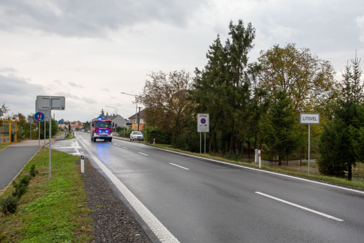 FOTOGALERIE: Litovel zaplavila řeka Morava, město je uzavřené