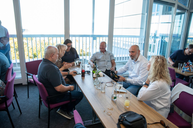 FOTOGALERIE: Volební štáb ANO se radoval z úspěchu, Starostům zlepšení nestačilo