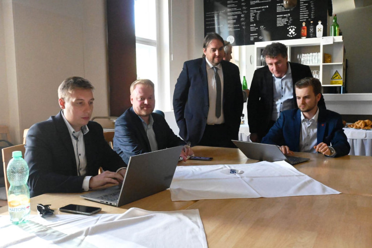 Volební štáb ANO 2011