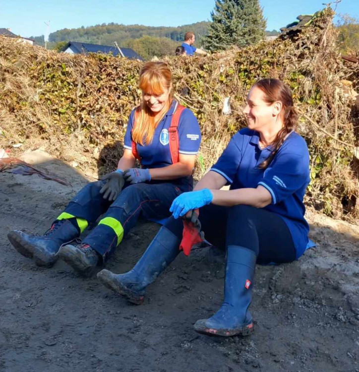 Dobrovolníci z Jihlavska na záplavami postiženém Jesenicku