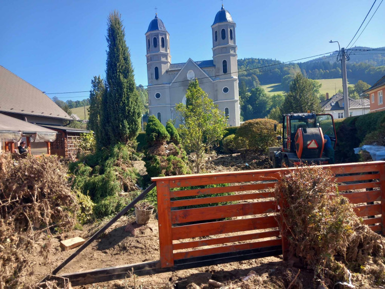 Dobrovolníci z Jihlavska na záplavami postiženém Jesenicku