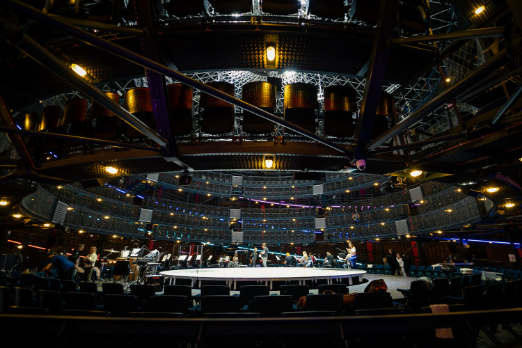 FOTOGALERIE: V zrekonstruovaném divadle Nová Spirála už zkoušejí nová představení