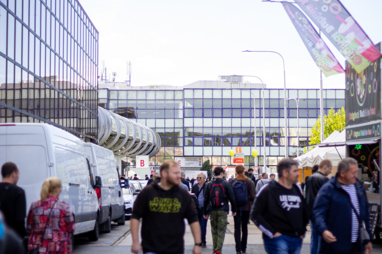 FOTOGALERIE: Prezident Petr Pavel navštívil jižní Moravu. Podívejte se, jak vypadal jeho příjezd na výstaviště