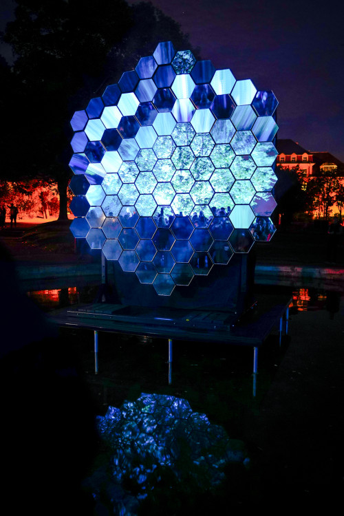 FOTOGALERIE: Festibal Signal je v plném proudu, podívejte se na fotky světelných instalací