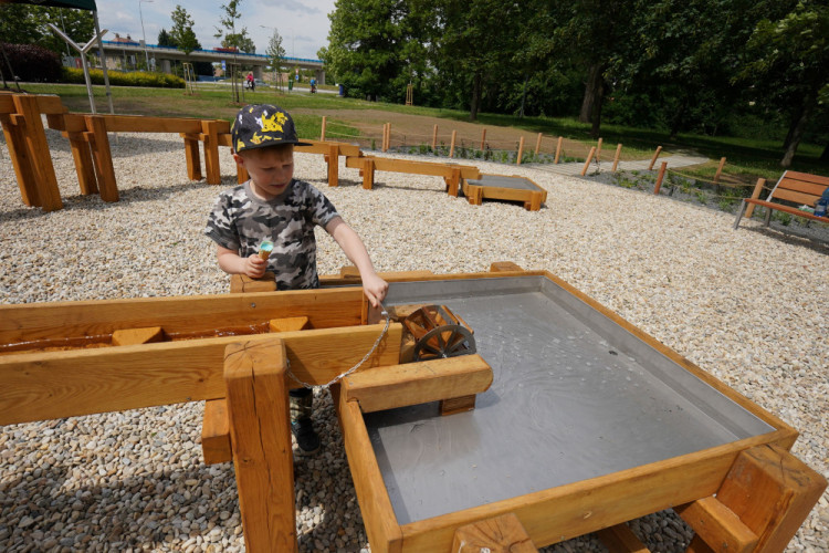 FOTOGALERIE: Přerov vybudoval unikátní vodní zahradu. Těší se velké oblibě