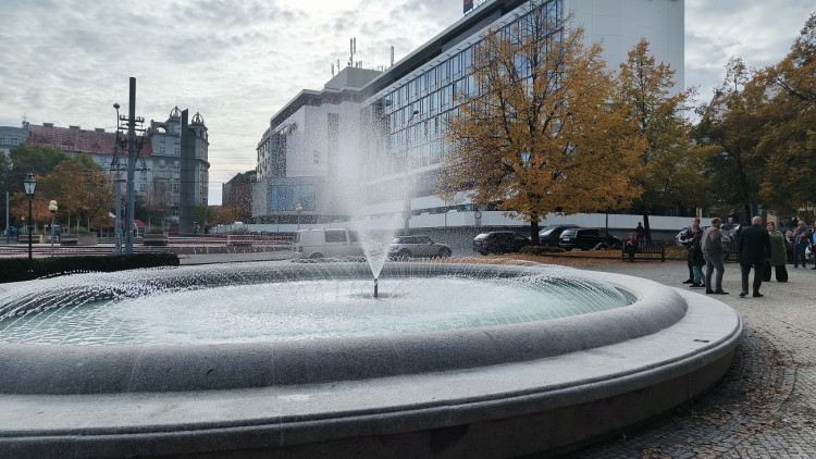 FOTOGALERIE: Fontána před Západočeským muzeem v Plzni