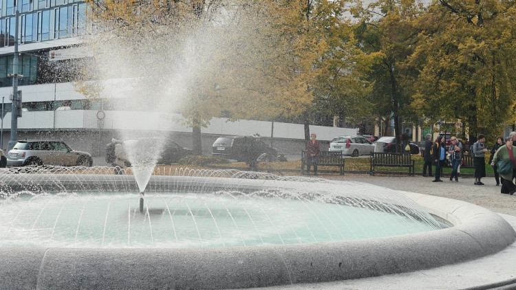 FOTOGALERIE: Fontána před Západočeským muzeem v Plzni