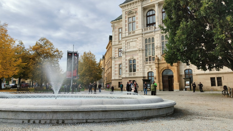 FOTOGALERIE: Fontána před Západočeským muzeem v Plzni