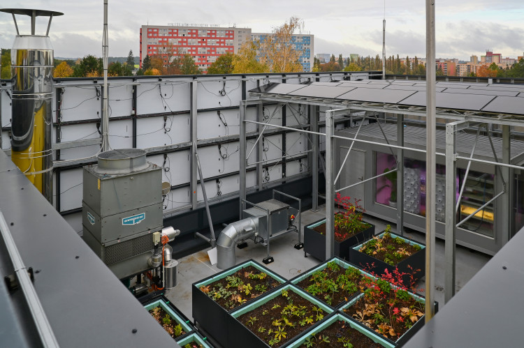 V Porubě už rok stojí budova, ve které vědci zachraňují svět