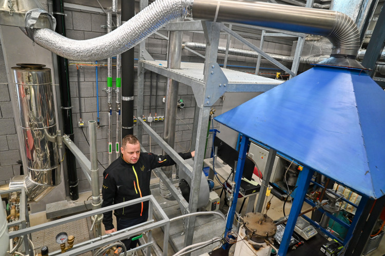 V Porubě už rok stojí budova, ve které vědci zachraňují svět