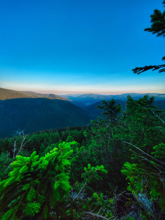 FOTOGALERIE: Jedinečné výhledy na úžasnou přírodu Jeseníků a dolní nádrž Dlouhé stráně