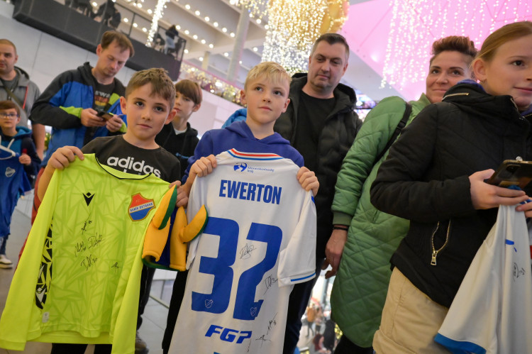 Jedině Baník! Modrobílí obsadili obchodní centrum