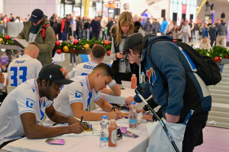 Jedině Baník! Modrobílí obsadili obchodní centrum