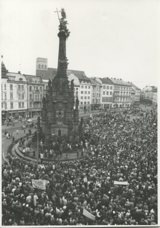 FOTOGALERIE: Sametová revoluce v Olomouci
