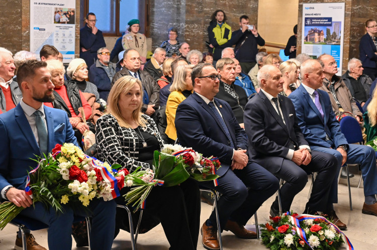 Ostrava si připomíná výročí listopadu. Koncerty, promítání i studentský průvod
