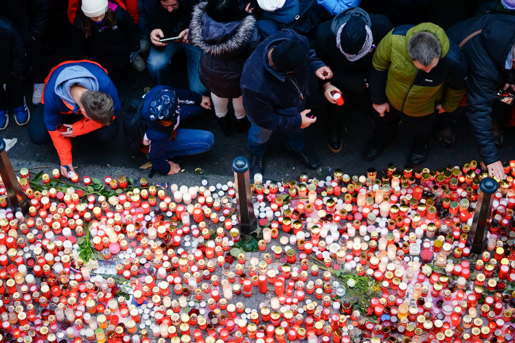 FOTOGALERIE: Podívejte se, jaká byla atmosféra na Národní třídě