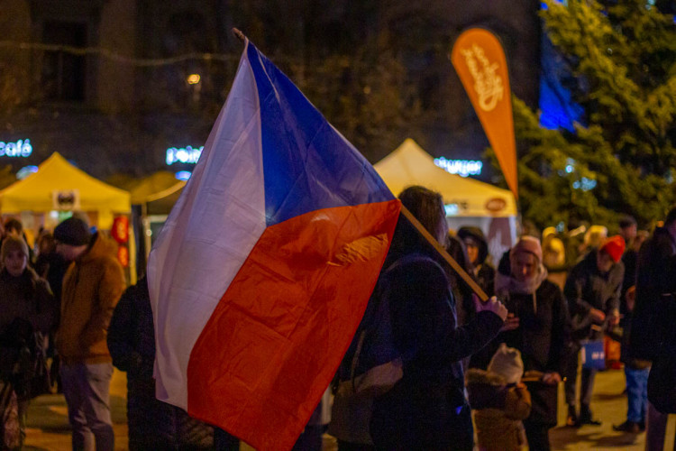 FOTOGALERIE: V centru Brna si lidé připomínají pětatřicet let od revoluce