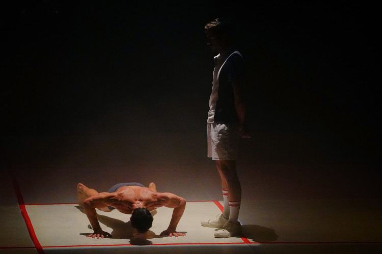 FOTOGALERIE: Akrobatická čísla i příběh. Podívejte se, jak vypadá moderní cirkus