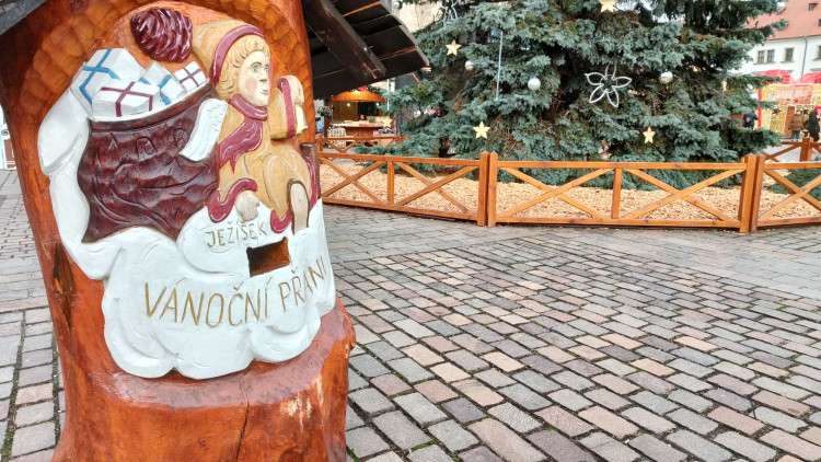 FOTOGALERIE: Adventní trhy ba náměstí Republiky 2024