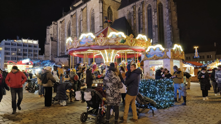 FOTOGALERIE: Adventní trhy ba náměstí Republiky 2024