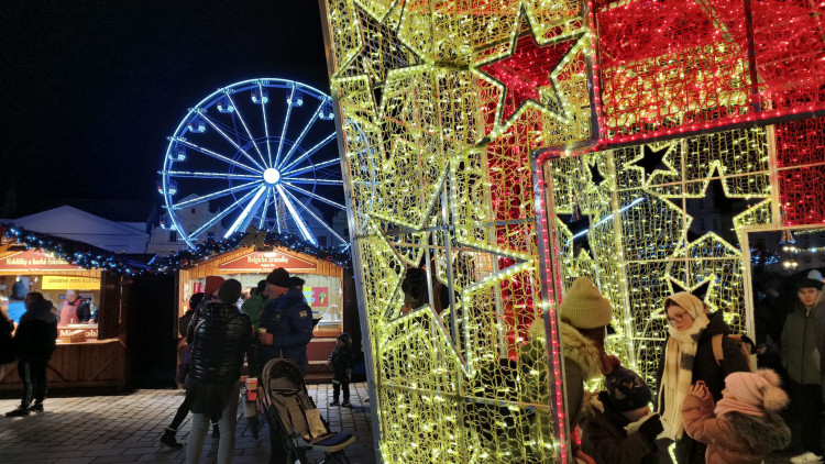 FOTOGALERIE: Adventní trhy ba náměstí Republiky 2024