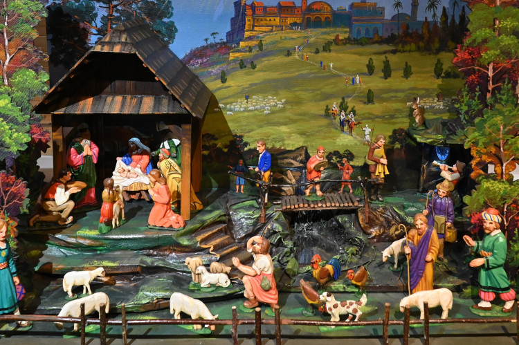 Betlémy z Valašska. Stovka řezbářských prací na Slezskoostravském hradě