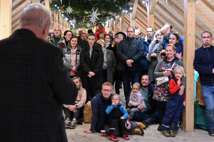 Betlémy z Valašska. Stovka řezbářských prací na Slezskoostravském hradě