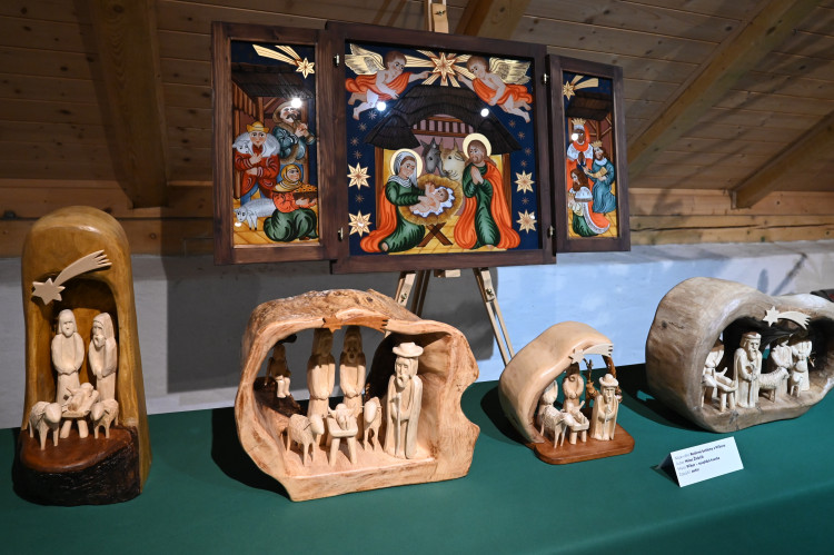 Betlémy z Valašska. Stovka řezbářských prací na Slezskoostravském hradě