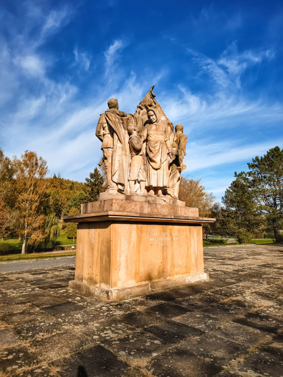 FOTOGALERIE: V okolí Javoříčských jeskyní je řada zajímavostí