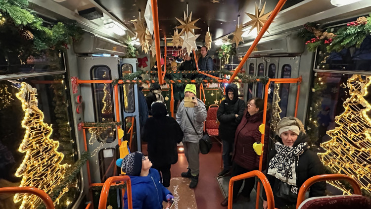 FOTOGALERIE: Vánoční tramvaj 2024