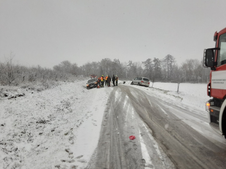 FOTOGALERIE: Sníh potrápil Olomoucký kraj